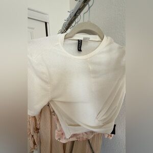 H&M Cream Ribbed Twist-Front Short Sleeve Top